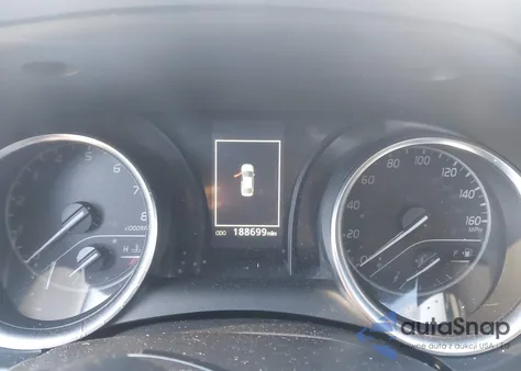 2018 Toyota Camry Le z USA, uszkodzony, nr VIN JTNB11HK6J3027362